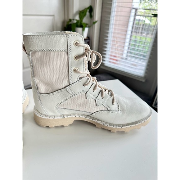 Sorel NWOT Women's OTM Caribou Snow Boots Sz. 9.5 - Picture 5 of 10